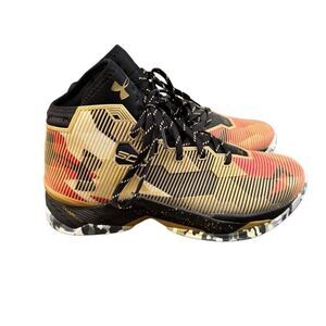 Men's Curry 2.5 Under Armour Size 10 Stephen Curry High Top Sneaker Shoes